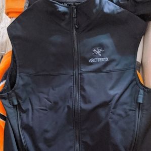 COPY - Arc'teryx vest
